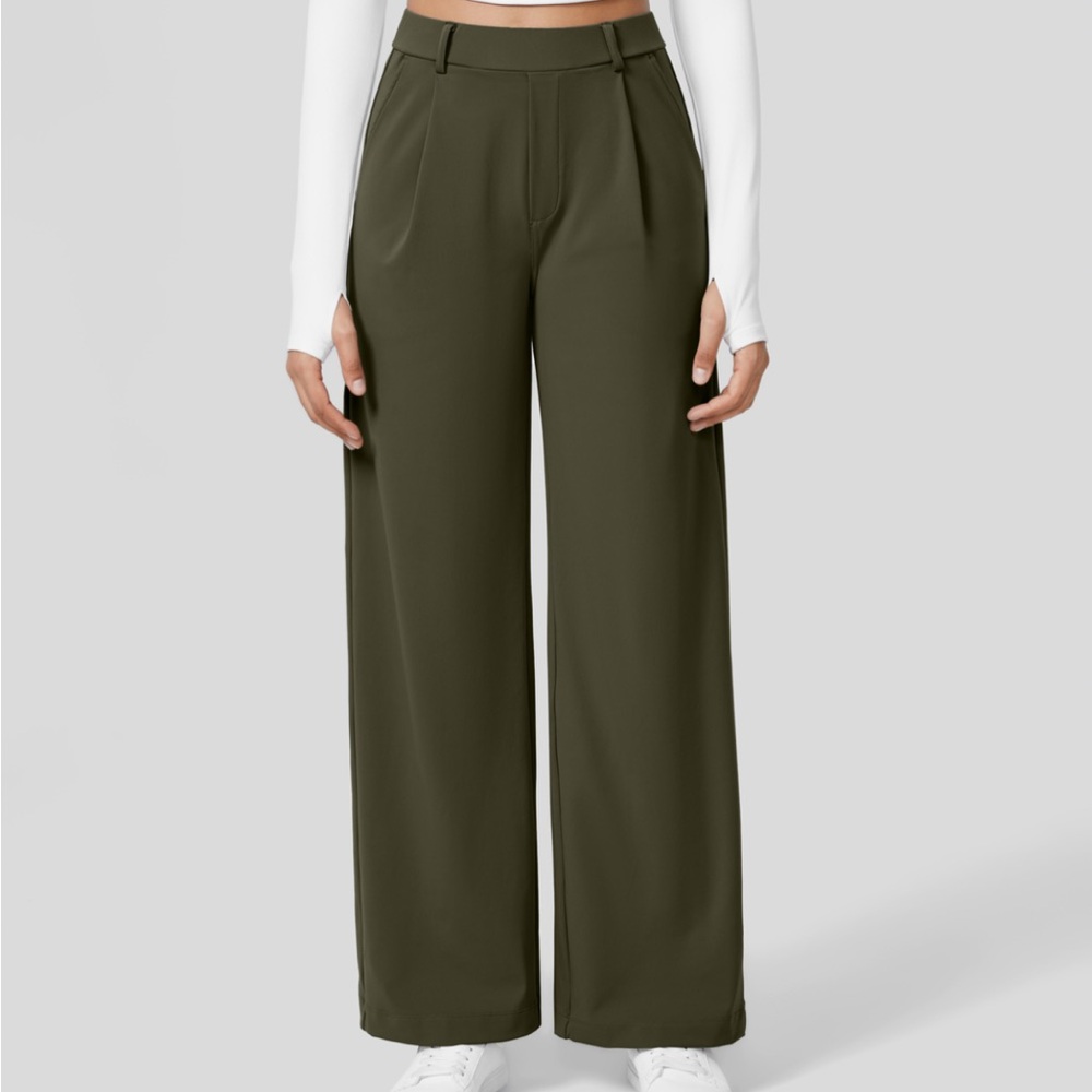 Halara women’s high waisted pleated straight leg pants forest green size medium